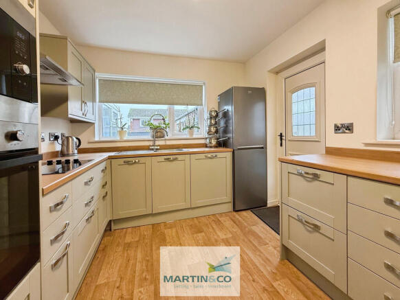 aecfc254--4AD8-81...