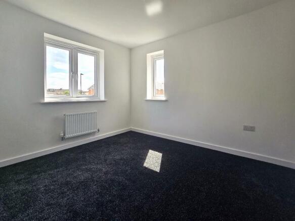 Brookfields Place, Holbrooks - Bedroom 2.jpg