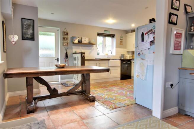 KITCHEN / BREAKFASTROOM