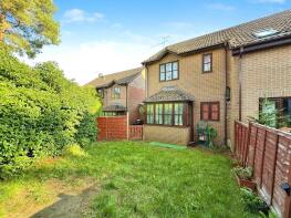 16, Maguire Drive, Frimley, Camberley GU16 9RY