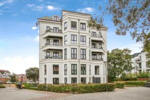 Flat 1, 11b Hawthorne Court, West Cliff Road, Bournemouth BH2 5FA
