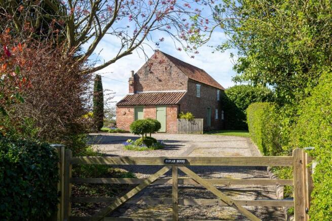 Barn & Driveway
