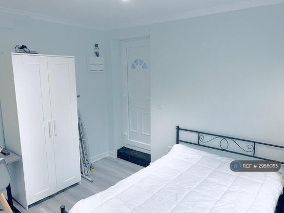Large Self Contained Studio