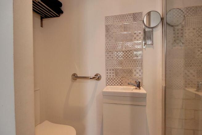 Ensuite
