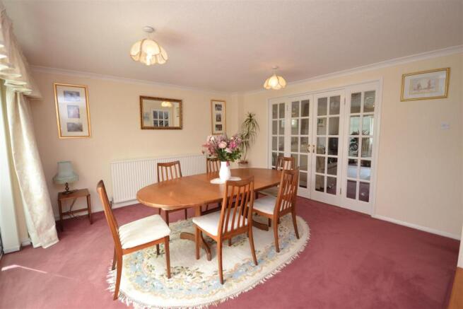 Dining Room.JPG