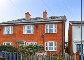72a, Kings Road, Farncombe, Godalming GU7 3ES