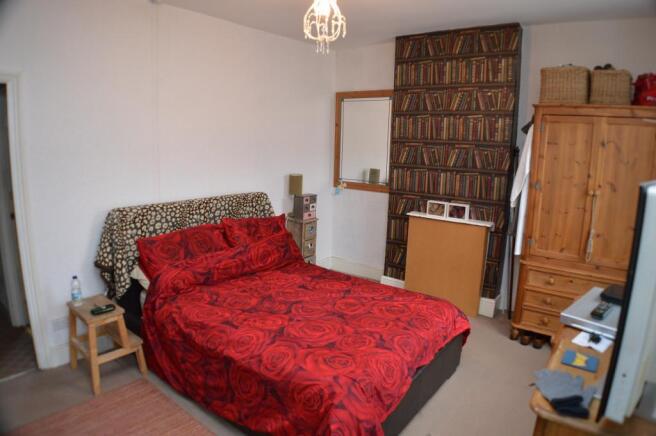 Bedroom 1 (Double)