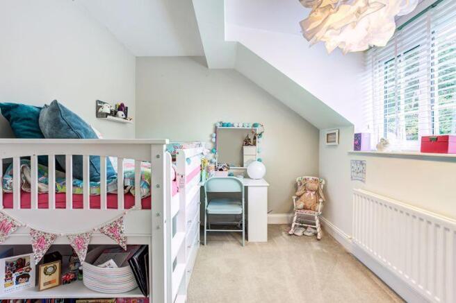 BEDROOM 4