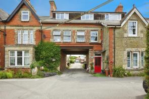 Flat 4, 15, Victoria Street, Shaftesbury SP7 8AG