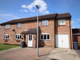 2, Holland Close, Chippenham SN15 3TR