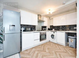 9, 1 Castle House, Castle Road, Dagenham RM9 4XW