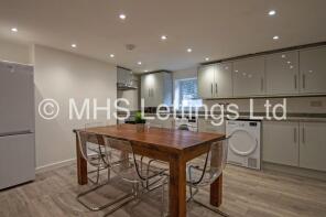 13, Winfield Grove, Woodhouse, Leeds LS2 9BB