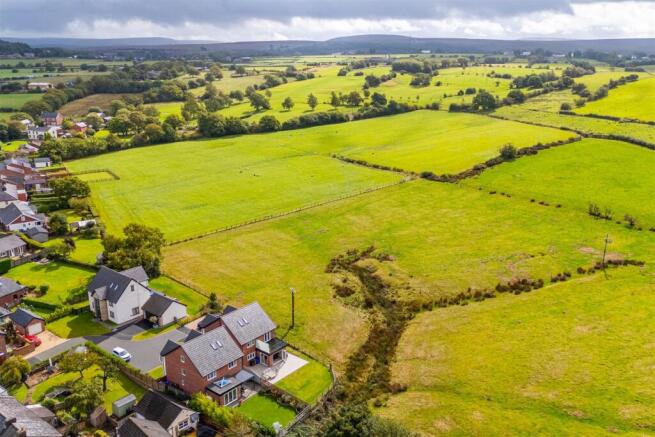 Aerial View - Surroundings