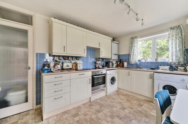 Kitchen/ Breakfast Room