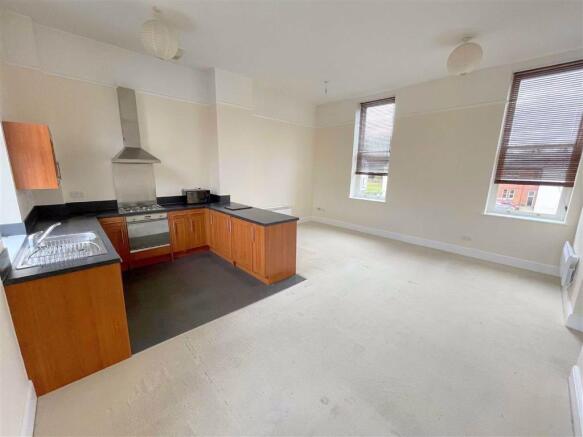 Kitchen / lounge / diner