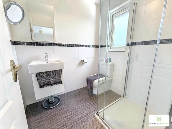 3 bed Detached for sale Image 10