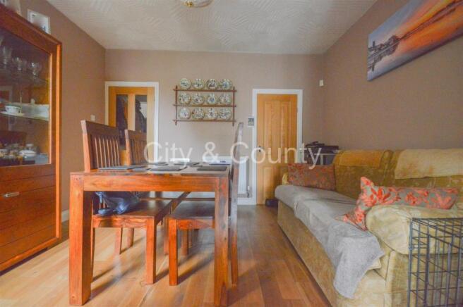 Dining Room.jpg