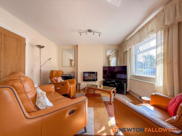 Lounge 1