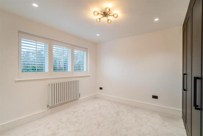 8628166-interior43.jpg