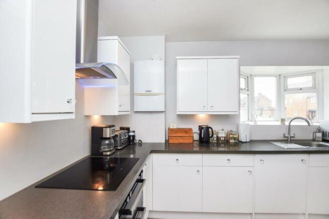 kitchen 2.JPG