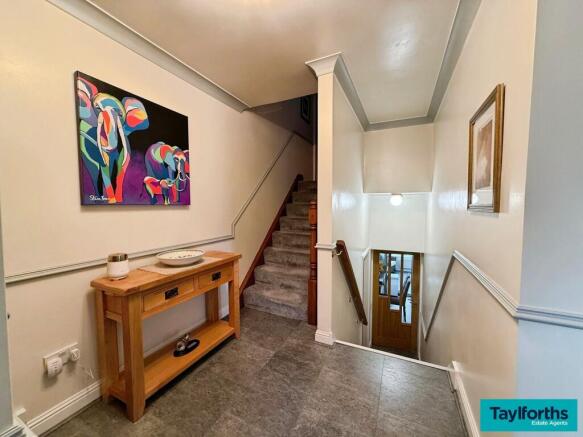 3 bed Semi-Detached for sale Image 11