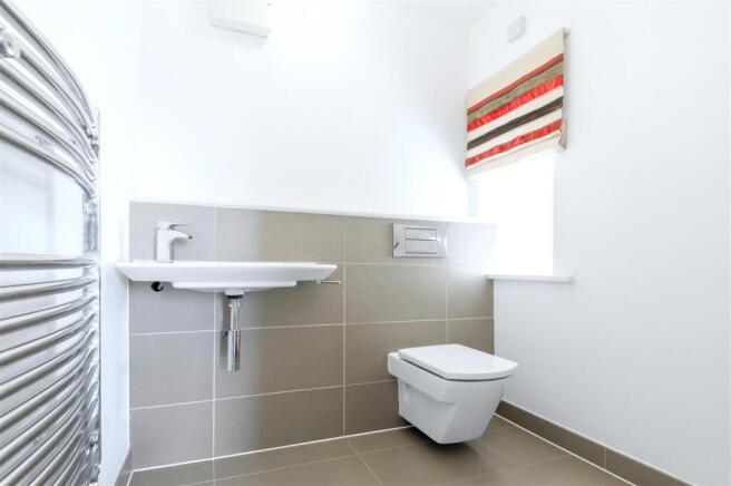 3 bed Semi-Detached for sale Image 9