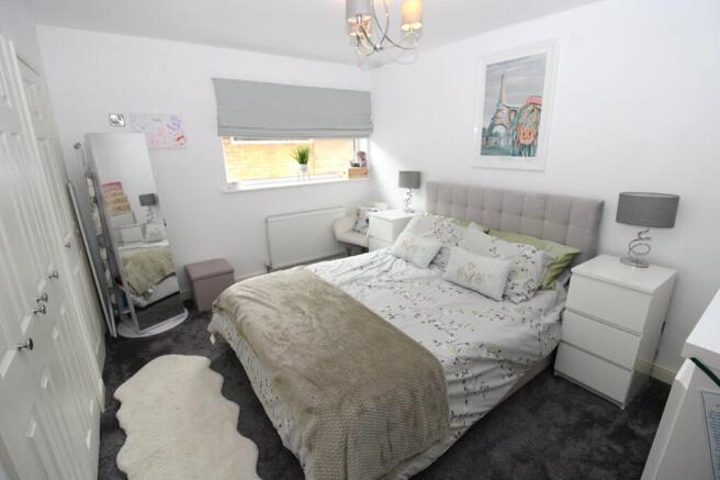 3 bed Bungalow for sale Image 8