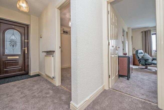 2 bed Retirement Property for sale Image 9