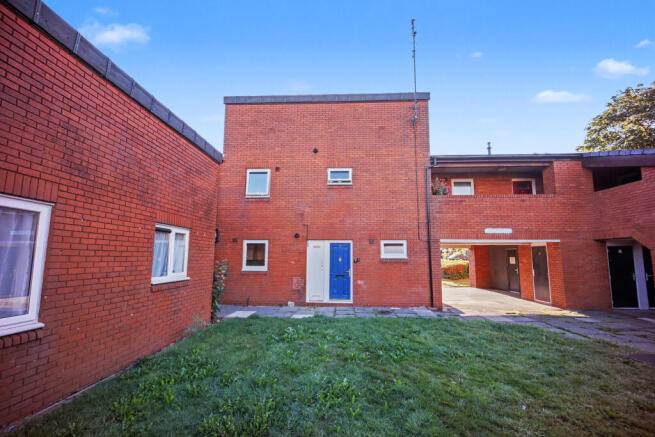 6 Fell View, Chorley, Lancashire, PR6 0NT