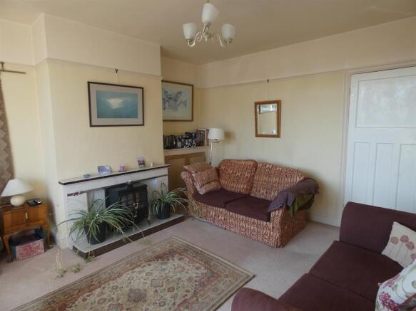 Lounge 2