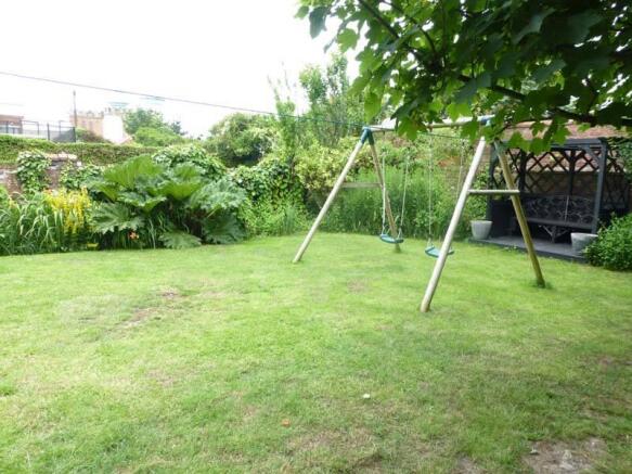 Garden rear 1