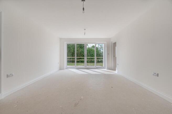 4 bed Detached for sale Image 11