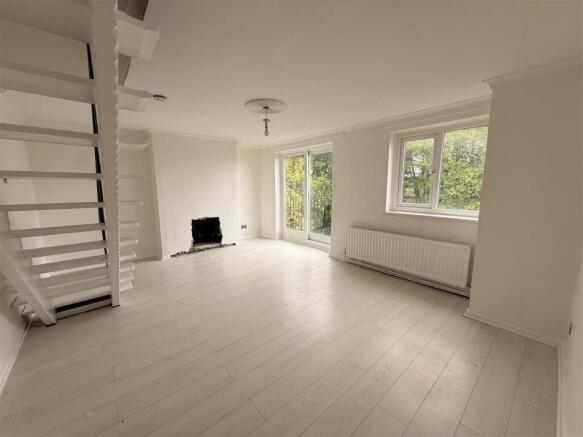 Liv room.jpg