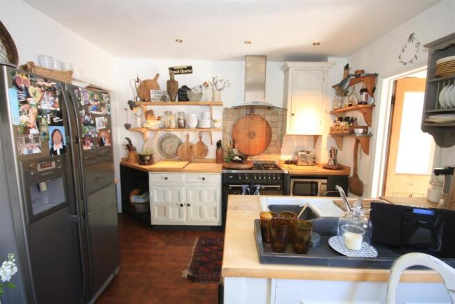 OPEN PLAN DINING KITCHEN