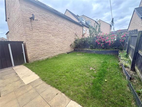 3 bed Semi-Detached for sale Image 7