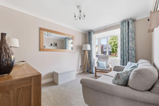 4 bed Detached for sale Image 6