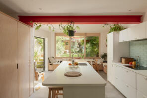 33, Kelvington Road, London SE15 3EQ