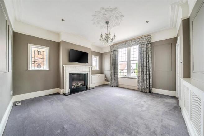 4 bed Detached for sale Image 4