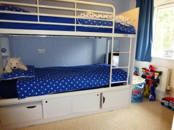 Photo 12