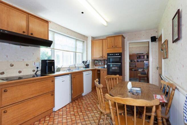 BREAKFAST KITCHEN