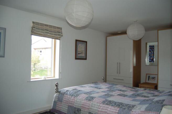Bedroom Photo 3