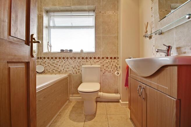 Bathroom (Bathroom)