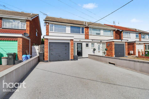 Bromfords Drive, Wickford