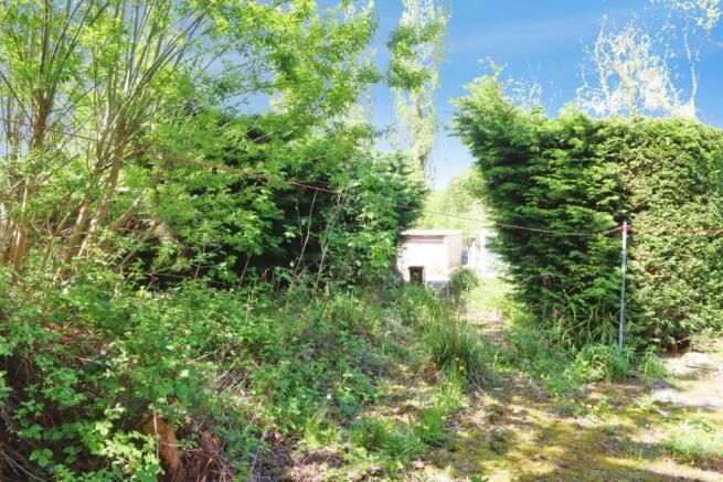 3 bed Semi-Detached for sale Image 11