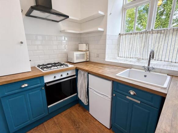 KITCHEN.jpeg