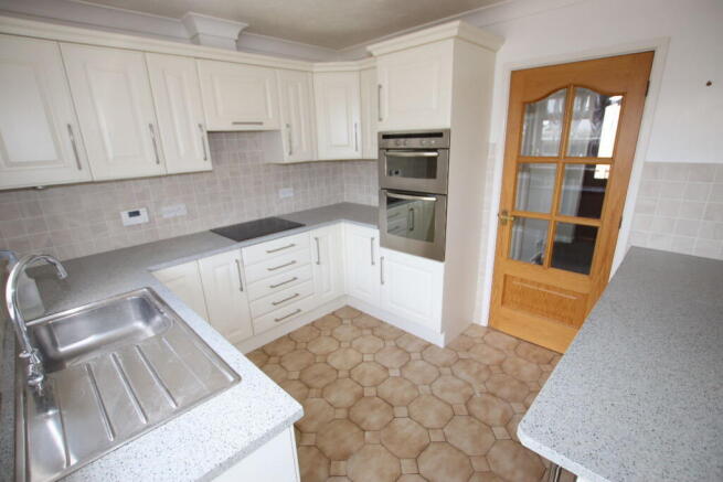 Thorpe Road 222 - Kitchen 1