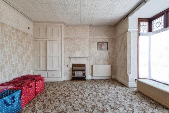 4 bed Semi-Detached for sale Image 10