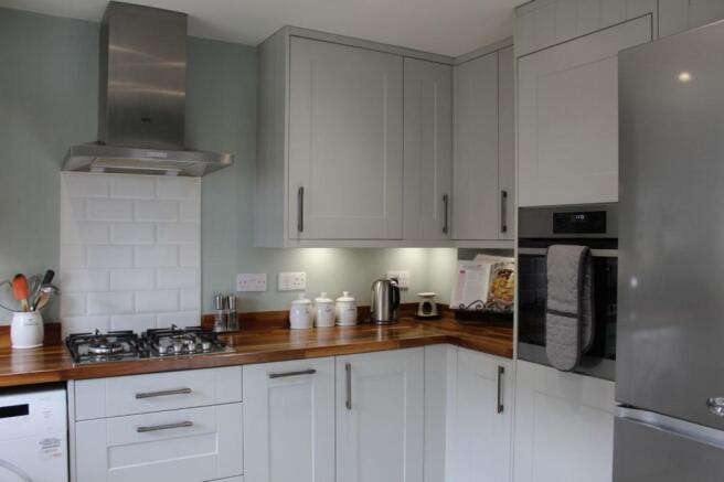 KITCHEN/BREAKFAST ROOM