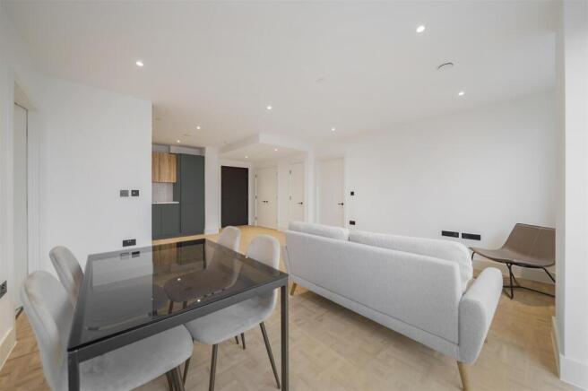 33 Papillion Apartments - xoxXsllLoR90KFK499x8.jpg