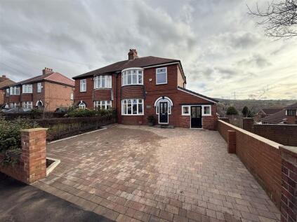 Huddersfield Road, Stalybridge